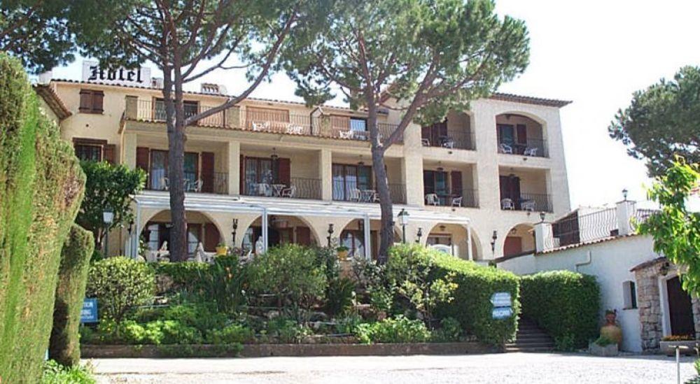 Castel Garoupe Hotel Antibes Bagian luar foto