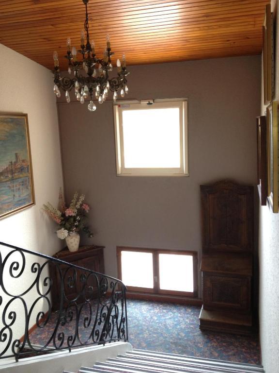 Castel Garoupe Hotel Antibes Bagian luar foto