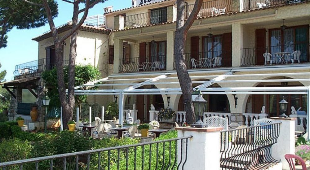 Castel Garoupe Hotel Antibes Bagian luar foto