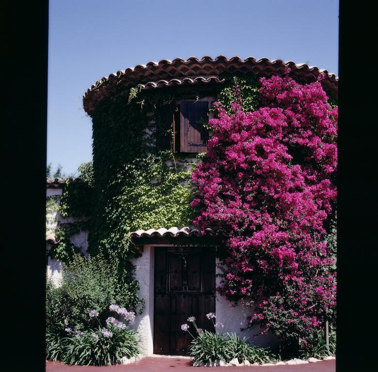Castel Garoupe Hotel Antibes Bagian luar foto