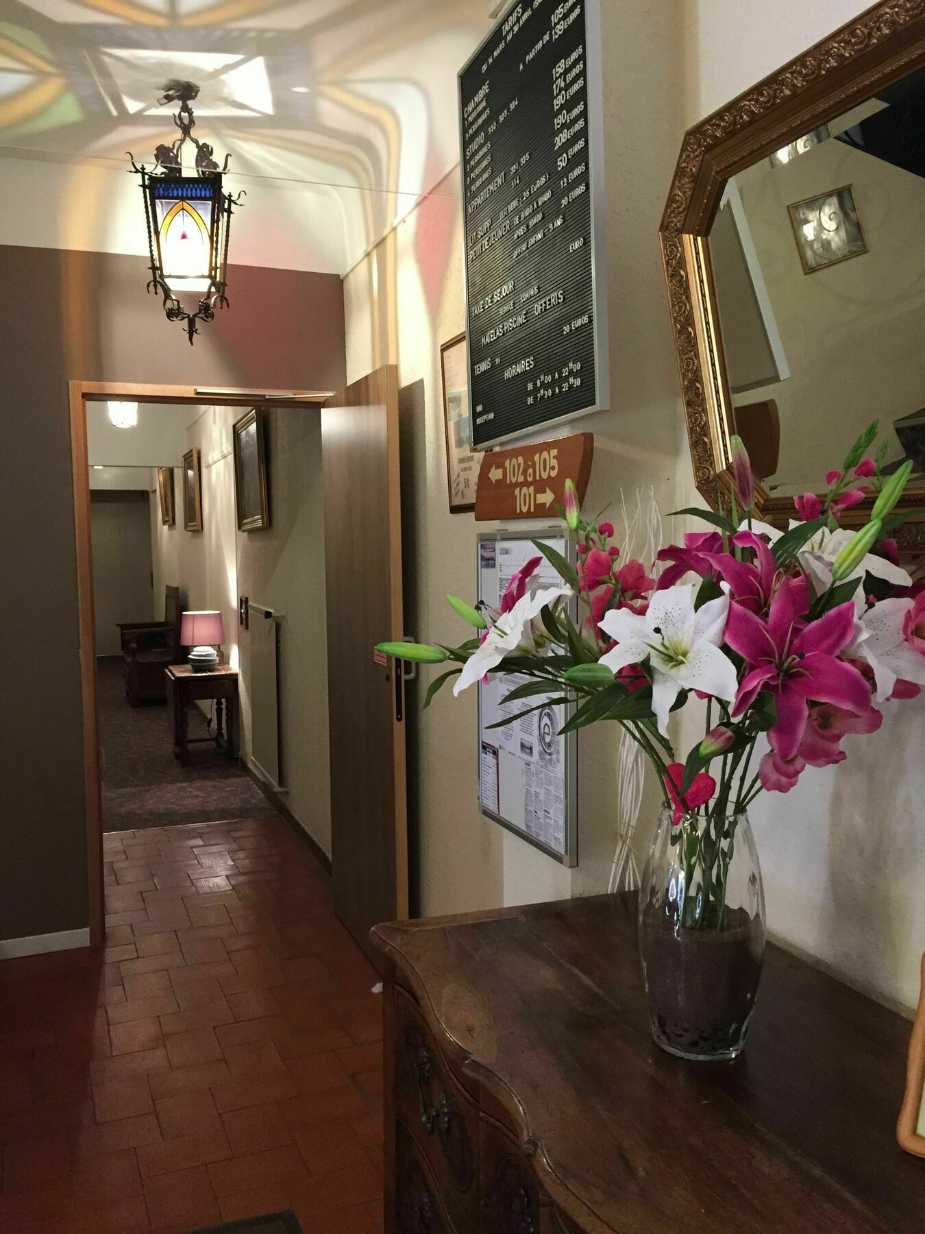 Castel Garoupe Hotel Antibes Bagian luar foto